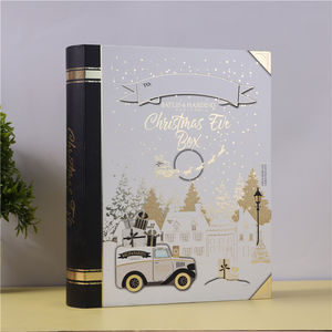 Boîte de livre compte à rebours calendrier estampillé or avec fermeture magnétique cadeau de Noël en carton fait main écologique sur mesure - Product Image 2