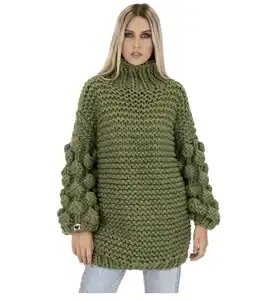 女性の分厚いスタイルのセーター長袖、ポップコーンのカラフルな手作りのセーター