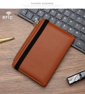 Étui de passeport avec emplacement pour cartes de crédit, portefeuille de voyage, accessoire de voyage indispensable, blocage RFID, accessoires de voyage en cuir - Product Image 3