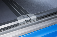 Accessoires automobiles en métal Couvercle dur de camionnette à trois volets Couvercle de tonneau de camionnette d'usine pour Nissan Frontier 5ft