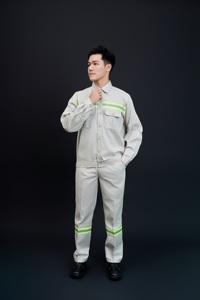 ชุดเซฟตี้แขนยาวสีเบจผ้า TC สำหรับผู้ชายสีเบจ - Product Image 3