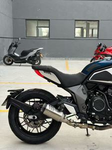 Motocicleta Deportiva <span class=keywords><strong>CFMOTO</strong></span> <span class=keywords><strong>700CL</strong></span>-<span class=keywords><strong>X</strong></span> Sport de 693cc, Bicilíndrica, Refrigerada por Agua, Estilo Neo Retro - Product Image 6