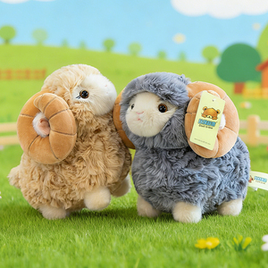 Peluche de mouton simulée, adorable poupée de mouton à grandes cornes. Idéal pour les machines à griffes, les coussins de maison et les cadeaux d'Halloween. - Product Image 3