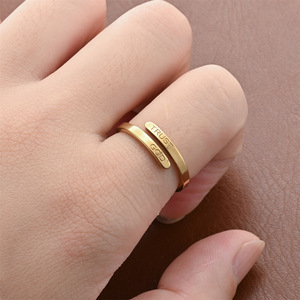 Nuovi Anelli Aperti alla Moda in Acciaio Inossidabile Lucidato con Scritta 'TRUST GOD' e 'BELIEVE IN GOD', Placcati in Oro, Regolabili, Gioielli per Coppie - Product Image 6