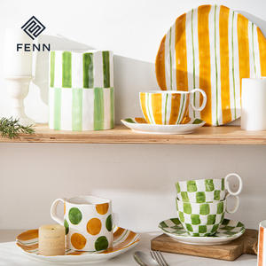 Juego de vajilla de cerámica artística FENN, diseño geométrico a rayas/lunares, vajilla de porcelana hecha a mano para regalo de decoración de comedor - Product Image 1