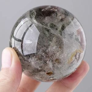 Vente en gros de sphères de cristal vert fantôme polies pour la décoration de la maison et les cadeaux de la Saint-Valentin - Product Image 5