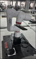 Le robot collaboratif combine la vitesse et la précision d'un robot industriel, tout en offrant une sécurité accrue.