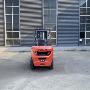 Carretilla elevadora diésel personalizable de 5 toneladas, de 6m altura de elevación, triple mástil, nueva condición, contenedor exterior, combustión interna - Product Image 6