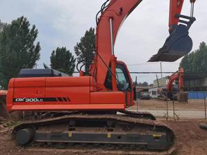 Excavadora DOOSAN DX300LC Usada Original de 30 Toneladas, Maquinaria Pesada Importada Rentable con Componentes de Motor, Bomba y Núcleo - Product Image 3