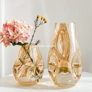 Jarrón de mesa de forma irregular de estilo nórdico, diseño contemporáneo, modelo de sala de estar grueso con flores secas - Product Image 4