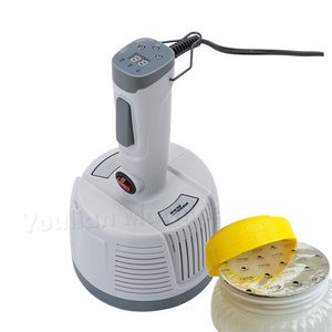 Machine <span class=keywords><strong>de</strong></span> scellage par induction semi-automatique portative DGYF-400 à refroidissement par <span class=keywords><strong>gaz</strong></span> <span class=keywords><strong>pour</strong></span> le scellage thermique des bouteilles en plastique, des pots et des capsules en aluminium - Product Image 5