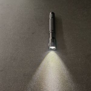 Aluminum Alloy <b>LED</b> <b>Flashlight</b> AA Battery Powered Telescopic Design With Pen Clip For Hiking Camping Daily Use - Product Image 3