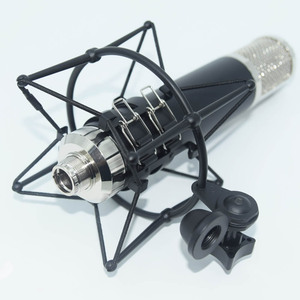 Support antichoc pour microphone à condensateur noir mat de haute qualité pour Telefunken <span class=keywords><strong>TF11</strong></span> - Product Image 1
