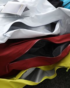 Chaqueta de Exterior al por Mayor para Hombre y Mujer, Cortavientos Impermeable y Resistente al Viento para Montañismo y Senderismo - Product Image 5