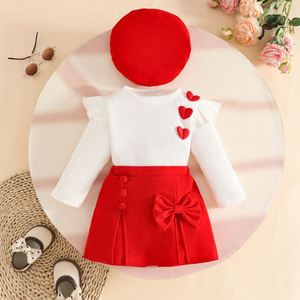 Ensemble bébé <span class=keywords><strong>fille</strong></span> américain 0-3 <span class=keywords><strong>ans</strong></span> en coton imprimé respirant, comprenant un manteau à manches longues, une <span class=keywords><strong>jupe</strong></span> fendue à nœud et un béret - Product Image 2