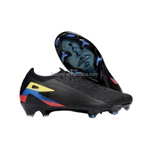Botas de fútbol FG/TF al por mayor OEM/ODM para adultos y jóvenes, con opciones antideslizantes, ligeras y transpirables de tejido. - Product Image 2