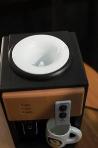 Produttore erogatore di fornitura di acqua automatico caldo e freddo a doppio uso di acqua Desktop dispencer per uso domestico istantaneo intelligente - Product Image 3