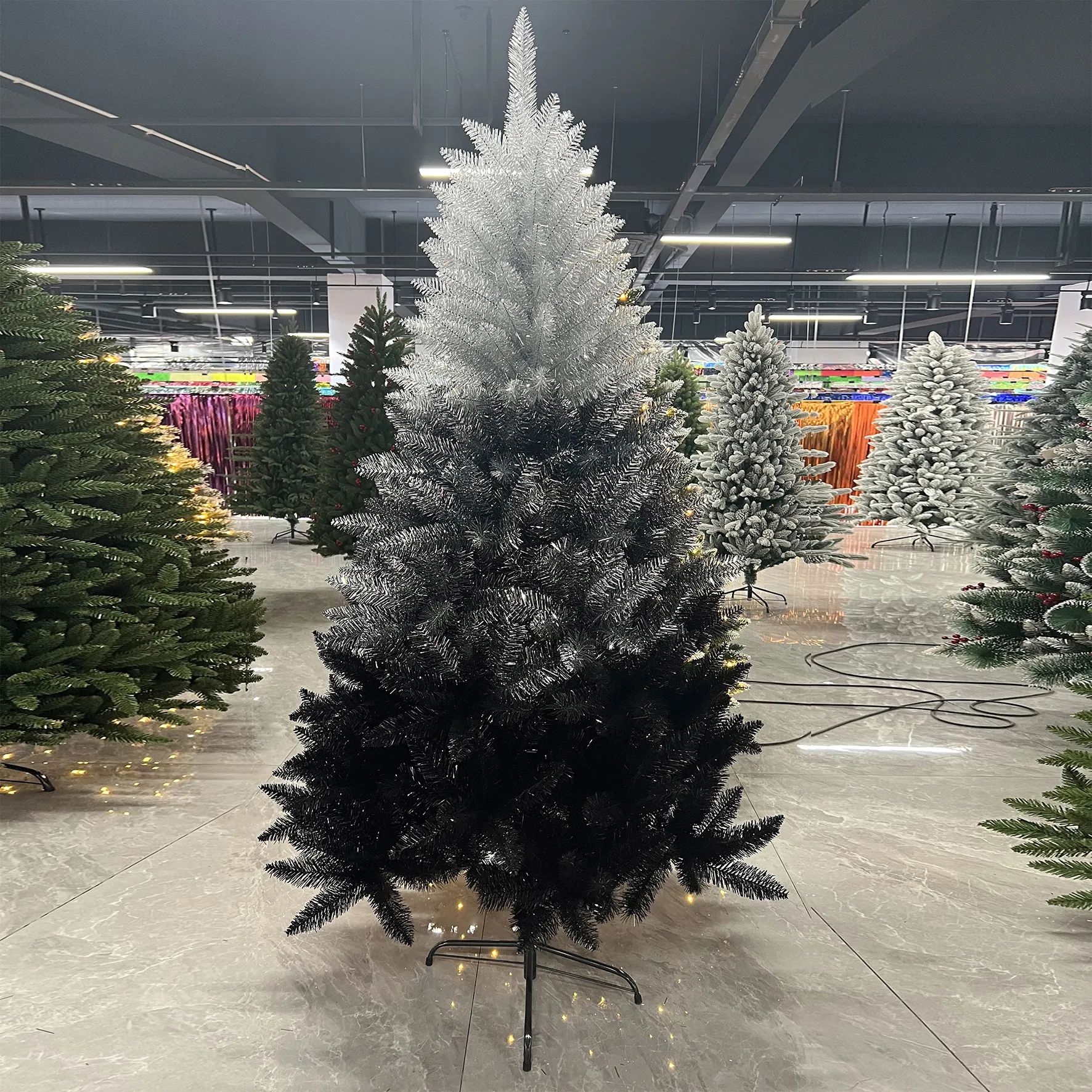 Manufacturer Custom Made Wholesale Artificial Metal Christmas Tree For Shopping Mall