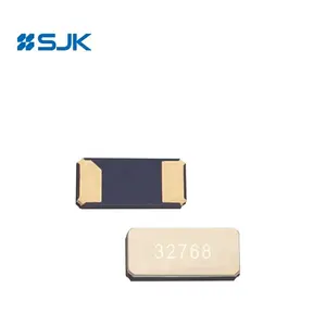 SJK 3215 FC-135 SMDチューニングフォーククリスタル、32.768KHz 12.5pF20ppmクリスタルレゾネーター付き