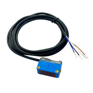 Capteur photoélectrique à réflexion miroir optique, étanche, à suppression de fond, non affecté par le bruit de fond - Product Image 1