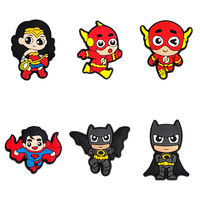 Breloques de chaussures personnages Marvel, décorations pour sabots DC Justice Alliance, accessoires de chaussures DIY, boucles en caoutchouc PVC pour sabots, vente en gros