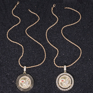 Collar Unisex de Estilo Hip-Hop con Colgante Giratorio de Gallo con Incrustaciones, Diseño de Cruz Chapado en Oro, Moderno - Product Image 6