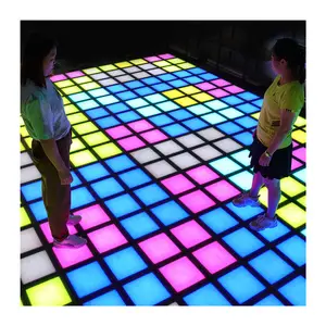 Uzun ömürlü zemin ayakta Led ekran 3d interaktif sihirli ayna Led dans pisti aktif oyun