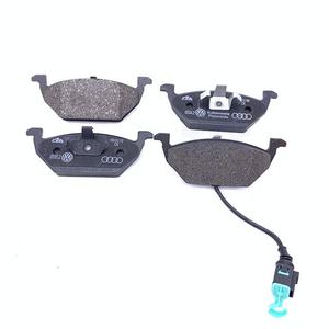ชุดผ้าเบรกหน้าแท้สำหรับรถยนต์ Volkswagen Golf Jetta Beetle รุ่น 1J0698151G - Product Image 4