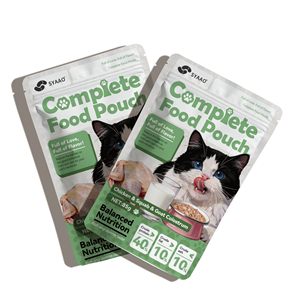 Nourriture humide pour chien en sachet de 85g, friandise liquide pour chat, aliments pour animaux de compagnie, personnalisation OEM, délicieuses friandises crémeuses, collations au saumon, nourriture humide pour chat - Product Image 1