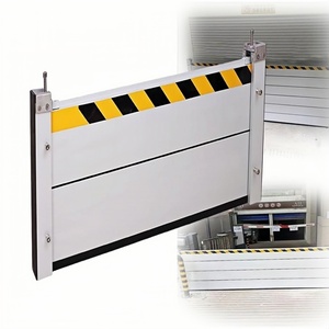 Système de défense contre les inondations industrielles : Barrière anti-débordement robuste en <span class=keywords><strong>aluminium</strong></span> <span class=keywords><strong>Hydro</strong></span> Wall, Planches de sécurité segmentées - Product Image 4