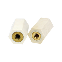 Écrou de couplage hexagonal personnalisé M6 M8 avec insert en laiton, poteau de support hexagonal en nylon et acier inoxydable pour assemblage de circuits imprimés