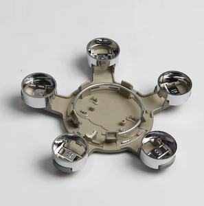 Tapas Centrales de Rueda de 135 mm Compatibles, Material ABS Negro, Tapas de Cubo, Emblemas, Insignias, Fácil Instalación para <span class=keywords><strong>Audi</strong></span> 4F0601165N <span class=keywords><strong>A4</strong></span> A5 - Product Image 5