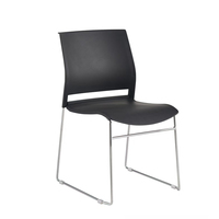 Chaise en plastique-acier résistant à l'eau pour l'école Dossier renforcé de fibres PP moulé par injection d'une seule pièce de 7mm d'épaisseur