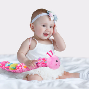 Juguetes de Peluche para Bebés: Oruga Sensorial Musical Personalizada con Sonajero y Rango de Sonido, para Tiempo Boca Abajo, con Regla - Product Image 1