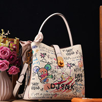 Sacs à main Loumixer pour femmes – Sacs de luxe Guangzhou – Sac seau graffiti tendance et mignon en PVC durable