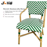 Vente directe usine : Ensemble de mobilier de jardin et de terrasse moderne en rotin, comprenant table basse portable et chaise longue de jardin pour parc