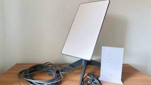 Kit de Internet <span class=keywords><strong>Satelital</strong></span> Starlink Nuevo y Original con Router y Antena V2, Disco Rectangular con Router y Tubo ADPT - Product Image 2