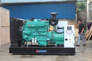 Groupe électrogène diesel à châssis ouvert <span class=keywords><strong>de</strong></span> 160 kW - 50 Hz - 400 V, refroidissement par eau, fabrication en usine - Product Image 2