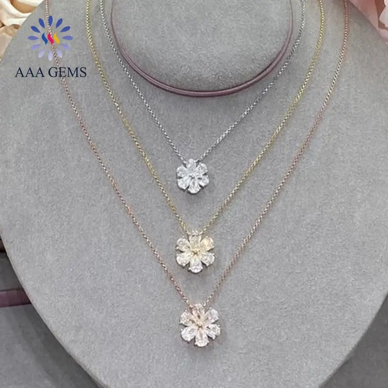 Bijoux fins AAA Gems Collier pendentif fleur en grappe en or 14 carats pour femmes Collier en diamant synthétique VVS créé en laboratoire