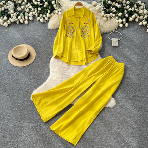 Conjunto de 2 Piezas para Mujer, Camisa de Manga Larga con Cuello y Bordado Floral, Pantalones Anchos con Cintura Elástica, Estilo Casual para Primavera, Otoño y Vacaciones - Product Image 1