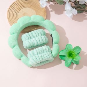 Soft Cable-Knit Cloud Headband & Wristband Set Cute Face Wash Spa Makeup Hair Hoop Handmade Skincare Accessories <b>Gift</b> - Product Image 1