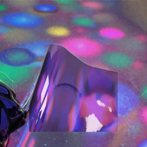 Vinilo Cromado Holográfico Morado para Automóviles, Rollo de Vinilo Adhesivo para Carrocería de Automóvil, Película Brillante de 7.5mil para Envoltura de Automóviles - Product Image 2