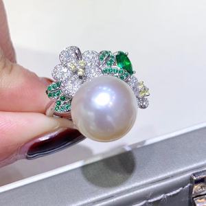 แหวนเงินแท้ S925 ยี่ห้อเวนชี่ ขนาด 12-13 มม. ดีไซน์ไร้ตำหนิ ประดับด้วยไข่มุกธรรมชาติสีขาวออสเตรเลีย พร้อมดีไซน์ฝาปิดแบบพิเศษ - Product Image 1