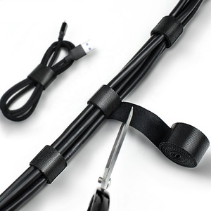 Kit de Gestión de Cables de 192 Piezas, Organizador de Cables con Cremallera, Clips para Cables, Soportes, Clavos de Sujeción, Lazos de Fijación, Soportes para Gestión de Cables - Product Image 3