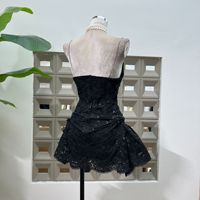 Robe Courte Sexy à Bretelles en Dentelle Brodé Couleur Unie Coupe Ajustée Style Boutique