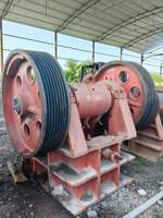 Concasseur à mâchoires d'occasion PE400600 à moteur direct pour la production de granulats finis dans les lignes de concassage de carrières de pierre