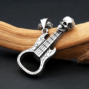 Yunnique – collier avec pendentif en forme de crâne de guitare, en acier inoxydable, style viking, ouvre-bouteille, bijoux cadeau pour hommes, chaîne de 60cm - Product Image 2