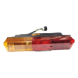Clignotant arrière et feu stop pour tracteur agricole DFAM DF404 / DF454 / DF504 - Product Image 3