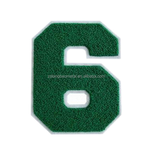 Toppe Ricamate Personalizzate per Abbigliamento Sportivo - Disegni di Calcio, Basket, Football, Forme Floreali e Alfabetiche, 3D in Ciniglia, Termoadesive/Cucibili - Product Image 3