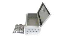 Boîtier de distribution de batterie mural, niveau de protection IP65 et IP66, pour électronique et instruments
